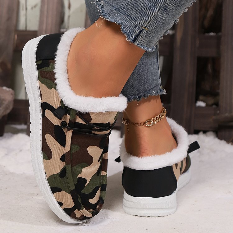 Fuzzy Camouflage Round Toe Boots