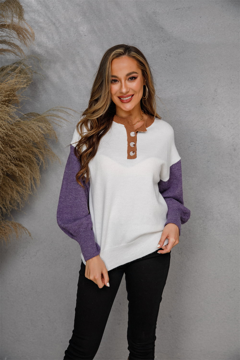 Angel Wings Round Neck Buttoned Knit Top